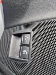 WhatsApp Image 2025-12-17 at 6.44.43 PM (2)